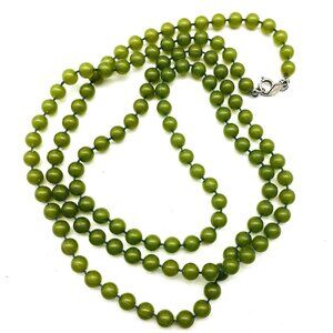 SARAH COVENTRY Faux Jade Beaded Necklace Silver Tone Classic Career Cosplay LARP